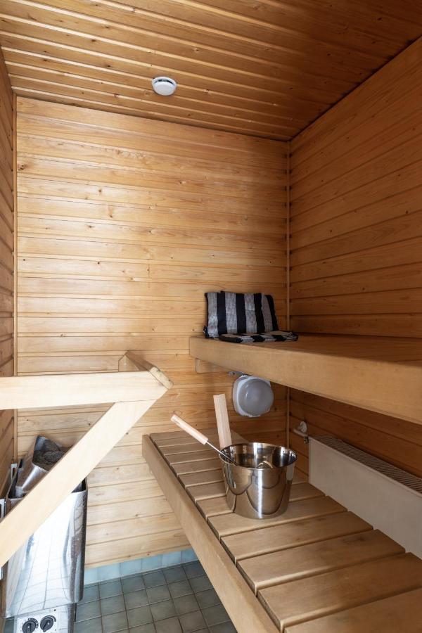 Sleepwell Apartments Allinkatu With Private Sauna And Parking 투르쿠 외부 사진