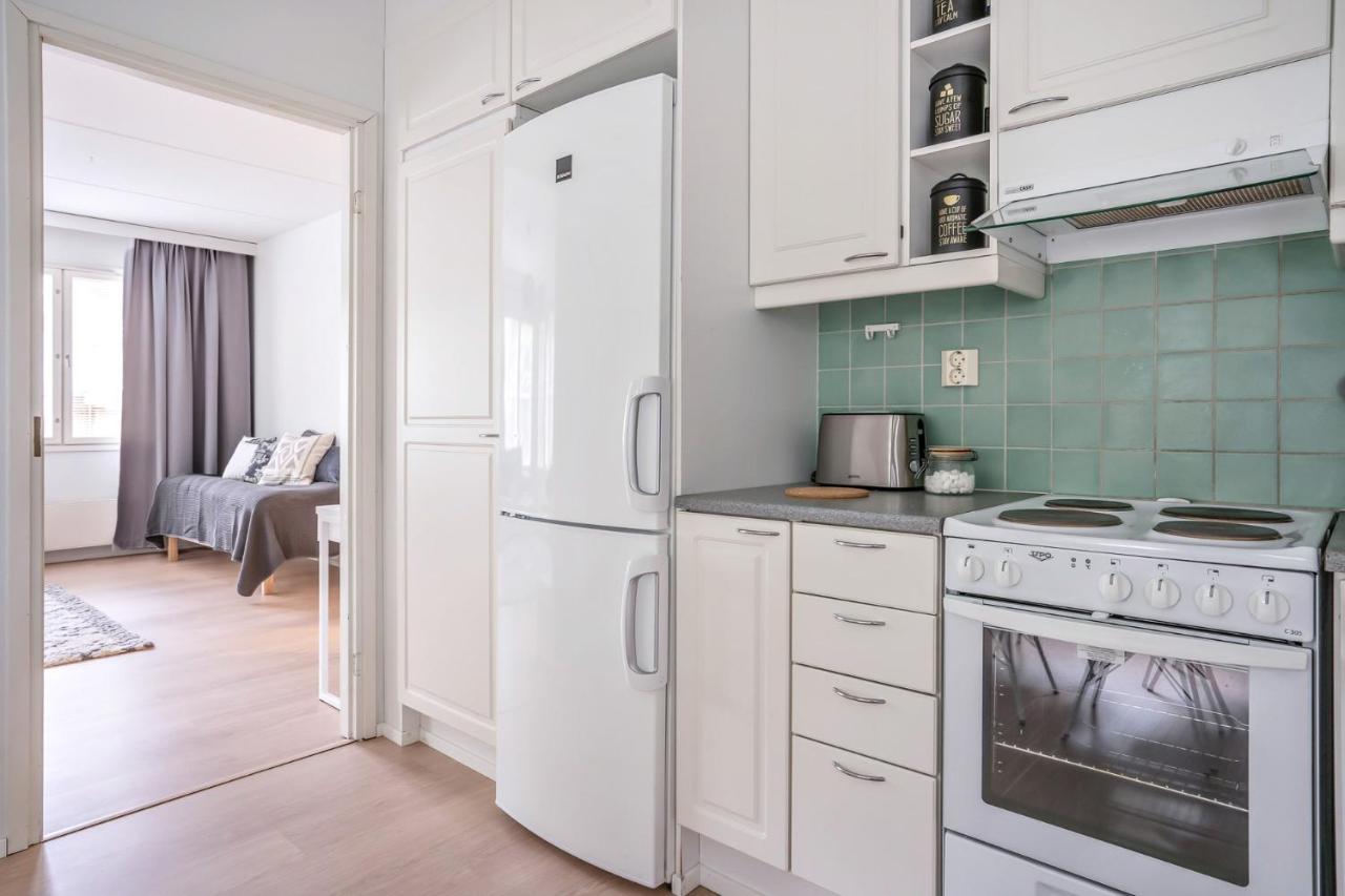 Sleepwell Apartments Allinkatu With Private Sauna And Parking 투르쿠 외부 사진